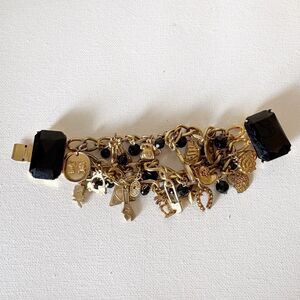 Erickson Beamon for Target Bracelet Gold Plated Charm Black Crystal 5.5” Small
